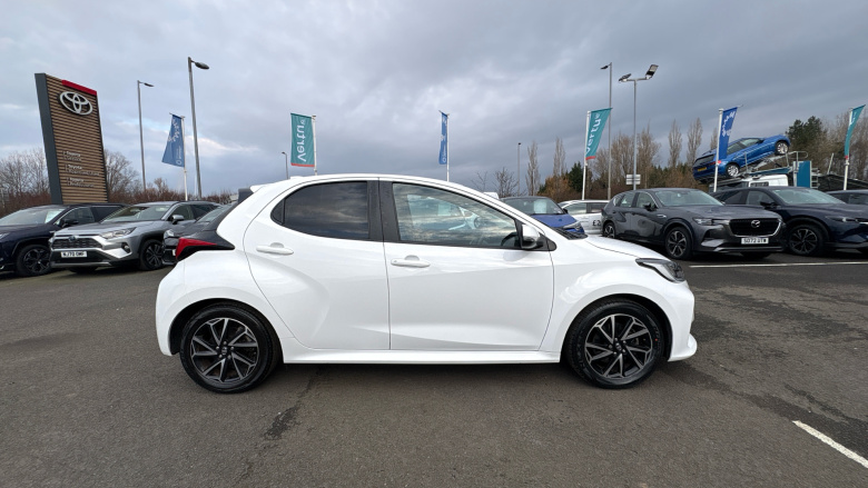 Toyota Yaris 1.5 Hybrid Design 5dr CVT Hybrid Hatchback